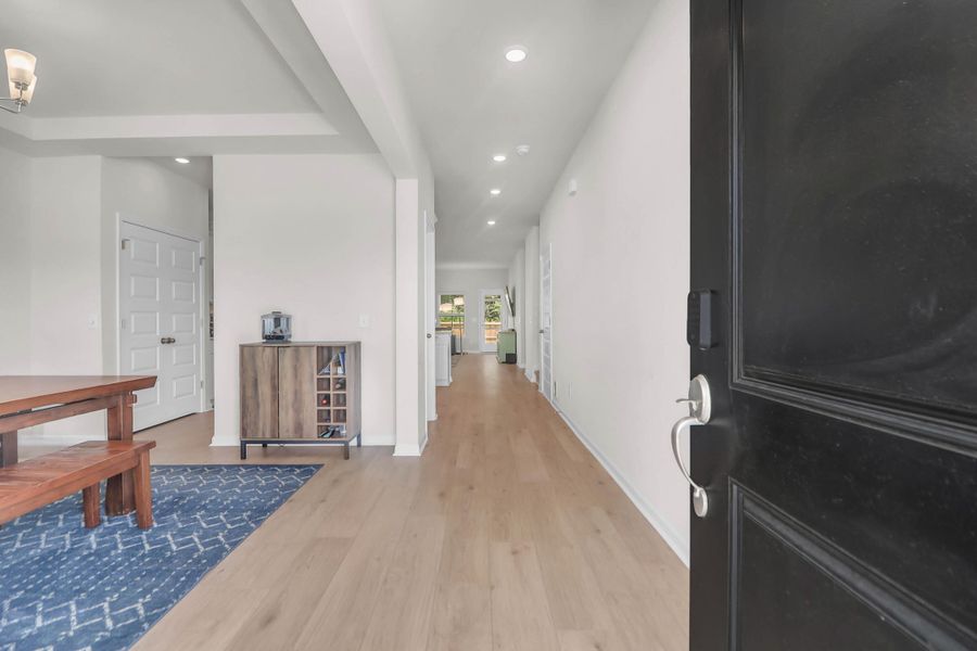 Spacious, unfurnished interior of a new home in Sweetgrass at Summers Corner: Arbor Collection, Summerville (Image 22).