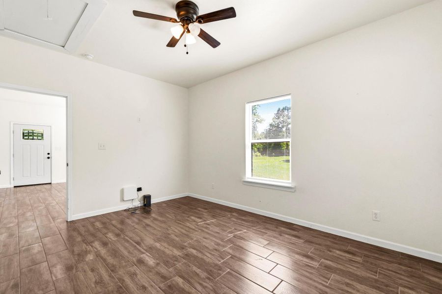 Spacious, unfurnished interior of a new home in , Livingston (Image 23).