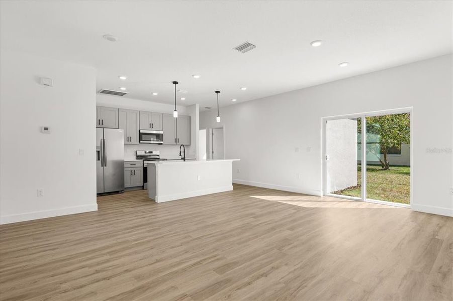 Image 21 of a home in .