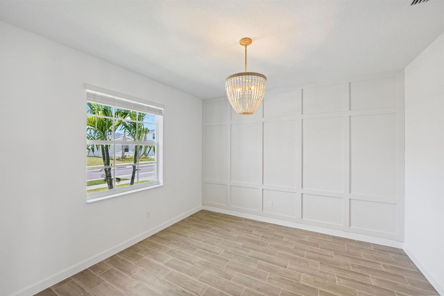 Spacious, unfurnished interior of a new home in , Fort Pierce (Image 18).