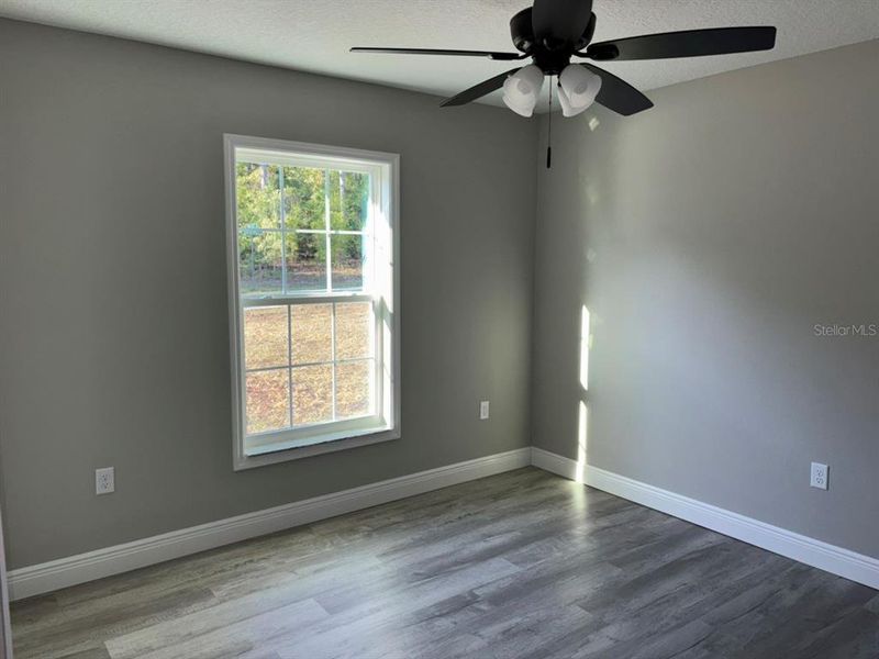 Spacious, unfurnished interior of a new home in , Dunnellon (Image 21).