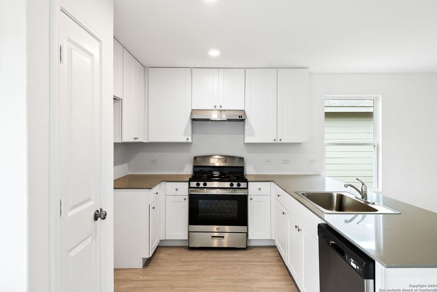 Furnished interior view inside a new home in Torian Village, San Antonio (Image 8). Furnished interior view inside a new home in Torian Village, San Antonio (Image 8).
