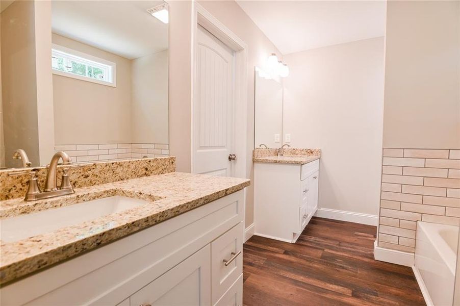 Furnished interior view inside a new home in , Dahlonega (Image 5).