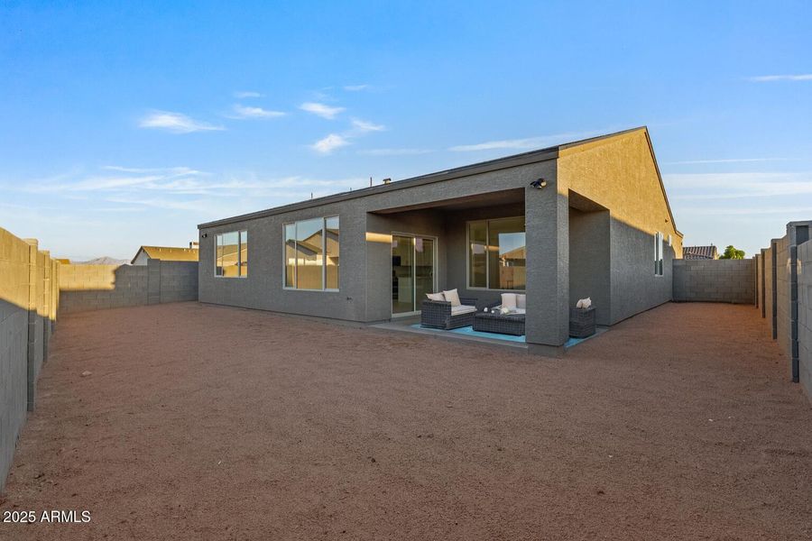 E7EBFAAE-9863-4F37-B8FC-E2E6340B0D65 E7EBFAAE-9863-4F37-B8FC-E2E6340B0D65