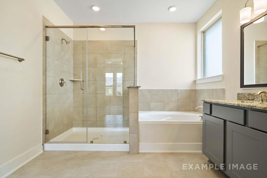 Furnished interior view inside a new home in Lago Mar, Texas City (Image 8).