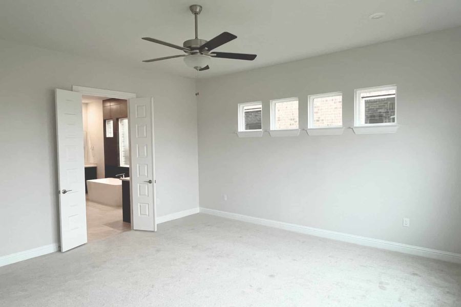Spacious, unfurnished interior of a new home in Enclave At Cele, Pflugerville (Image 17).
