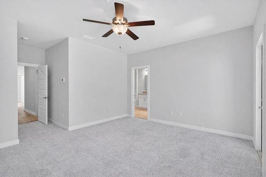 Spacious, unfurnished interior of a new home in The Park at Gainesville Township, Gainesville (Image 26).