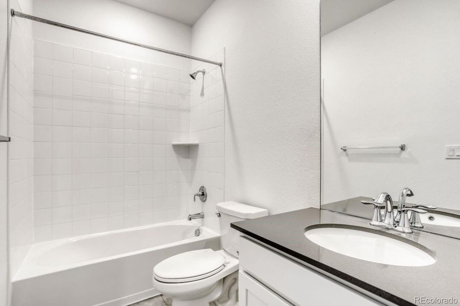 Image 13 of a home in Parterre.