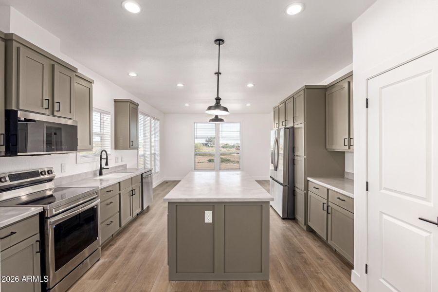 23059 W RANCHO LAREDO DR