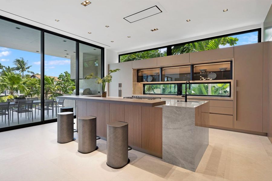 Furnished interior view inside a new home in , Fort Lauderdale (Image 43). Furnished interior view inside a new home in , Fort Lauderdale (Image 43).