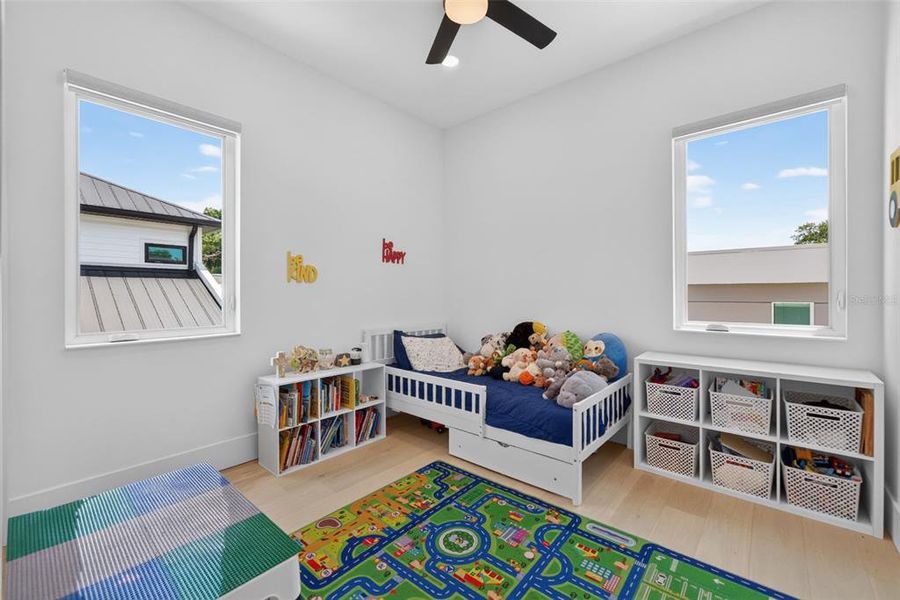 Furnished interior view inside a new home in , Sarasota (Image 67).