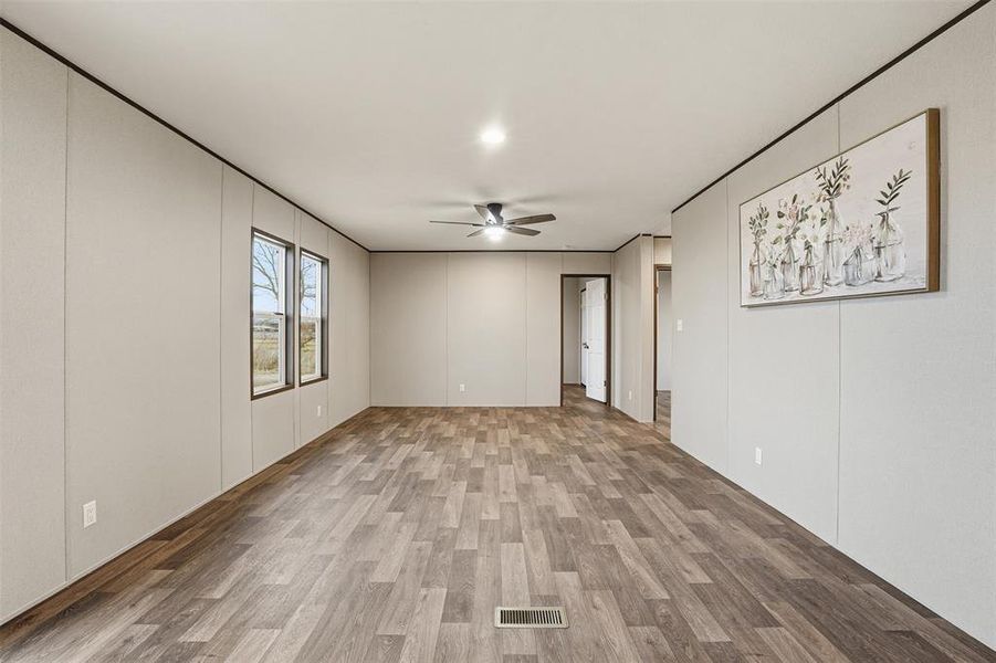 Spacious, unfurnished interior of a new home in , Godley (Image 20).