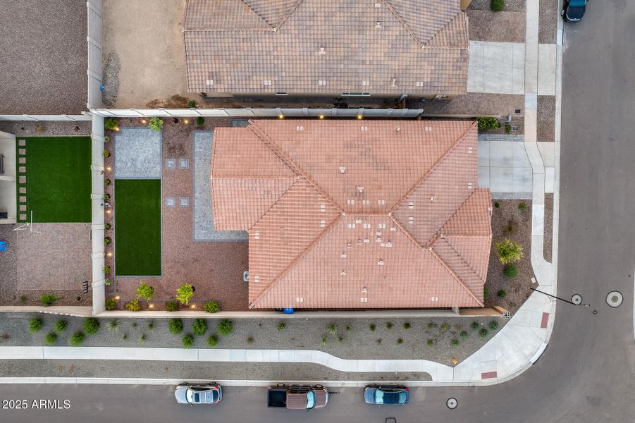 Meticulus landscaing front to back Meticulus landscaing front to back