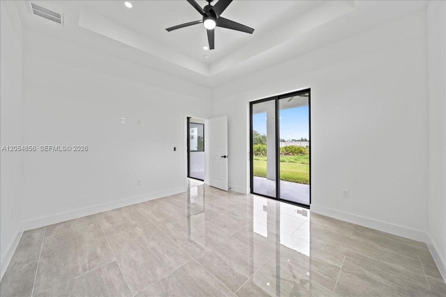 Spacious, unfurnished interior of a new home in , Lehigh Acres (Image 13). Spacious, unfurnished interior of a new home in , Lehigh Acres (Image 13).
