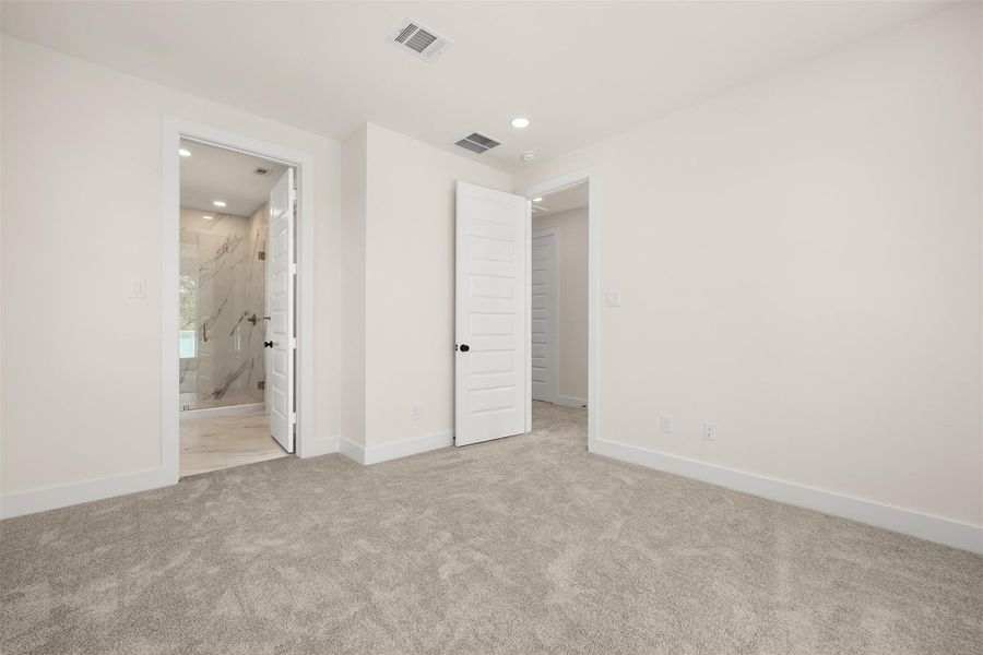 Spacious, unfurnished interior of a new home in , El Lago (Image 20). Spacious, unfurnished interior of a new home in , El Lago (Image 20).