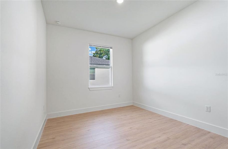 Spacious, unfurnished interior of a new home in , Apopka (Image 20).