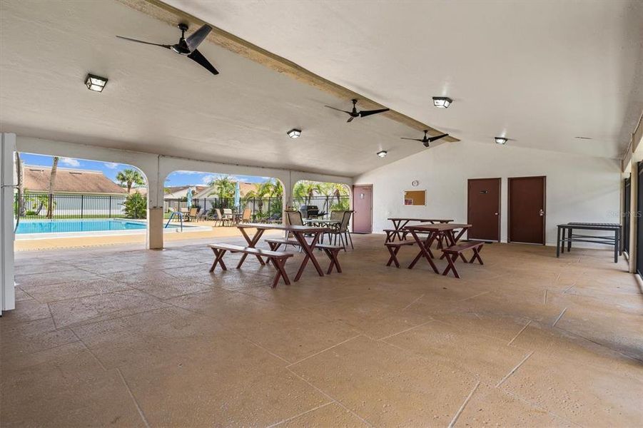 Community amenities in , Mulberry (Image 14).