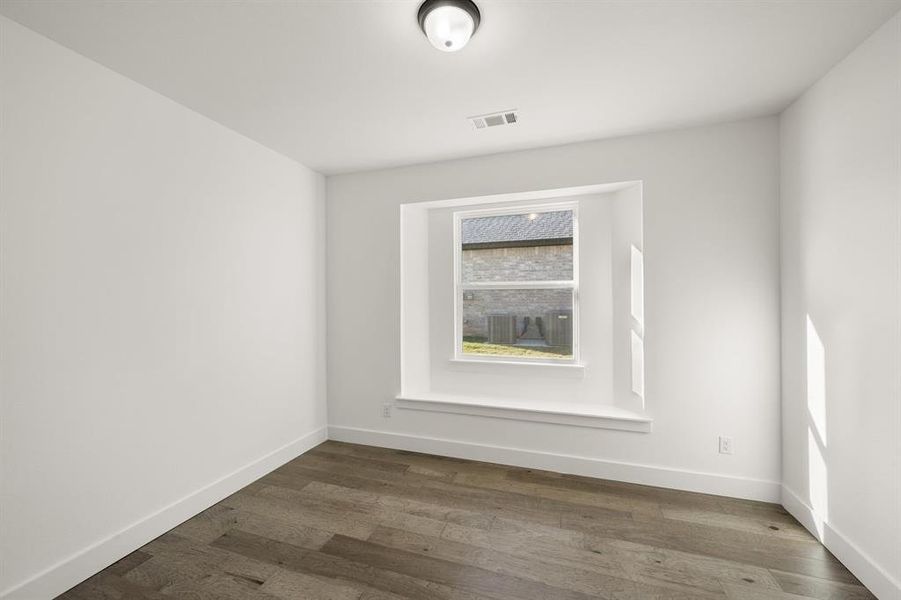 Spacious, unfurnished interior of a new home in Westside Preserve, Midlothian (Image 19).