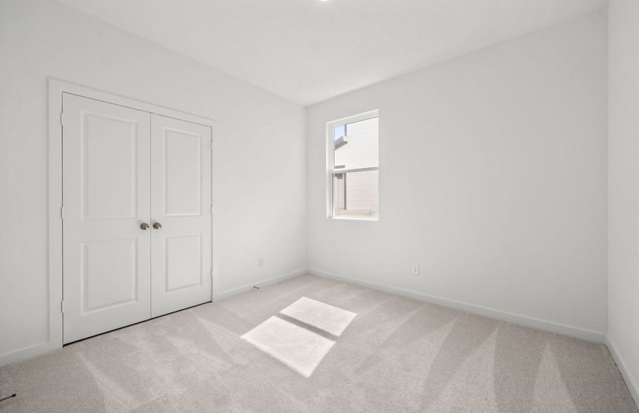 Spacious, unfurnished interior of a new home in Sunfield, Buda (Image 17). Spacious, unfurnished interior of a new home in Sunfield, Buda (Image 17).