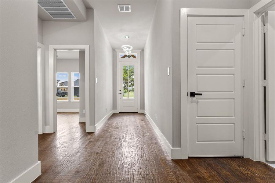 Spacious, unfurnished interior of a new home in , Alvarado (Image 18). Spacious, unfurnished interior of a new home in , Alvarado (Image 18).