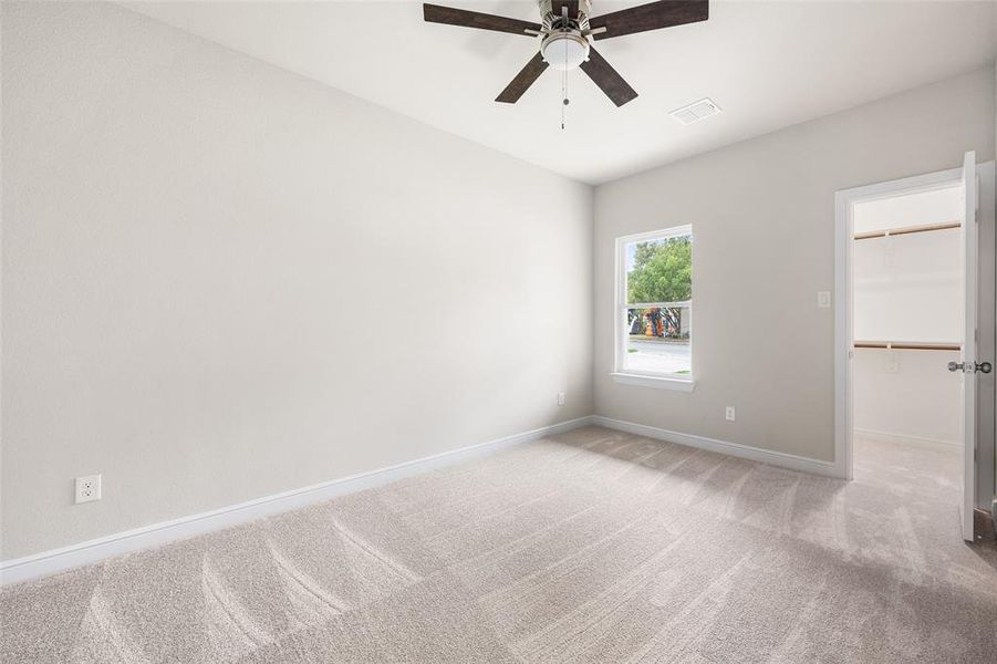 Spacious, unfurnished interior of a new home in , Fort Worth (Image 27).