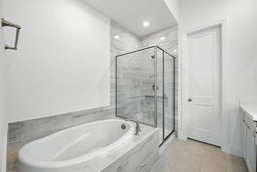 Furnished interior view inside a new home in Treeline, Justin (Image 12).