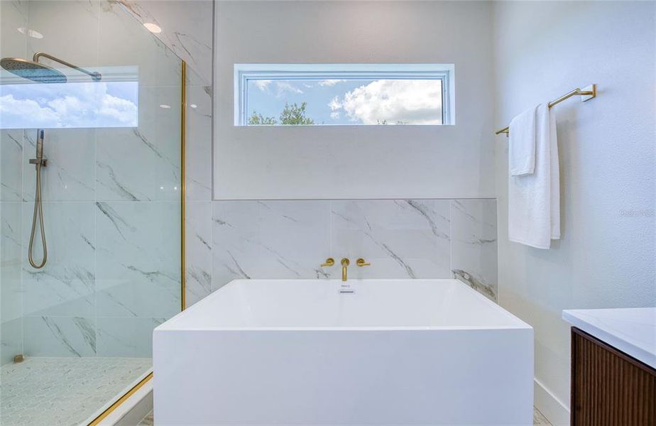 Furnished interior view inside a new home in , Palm Harbor (Image 20).