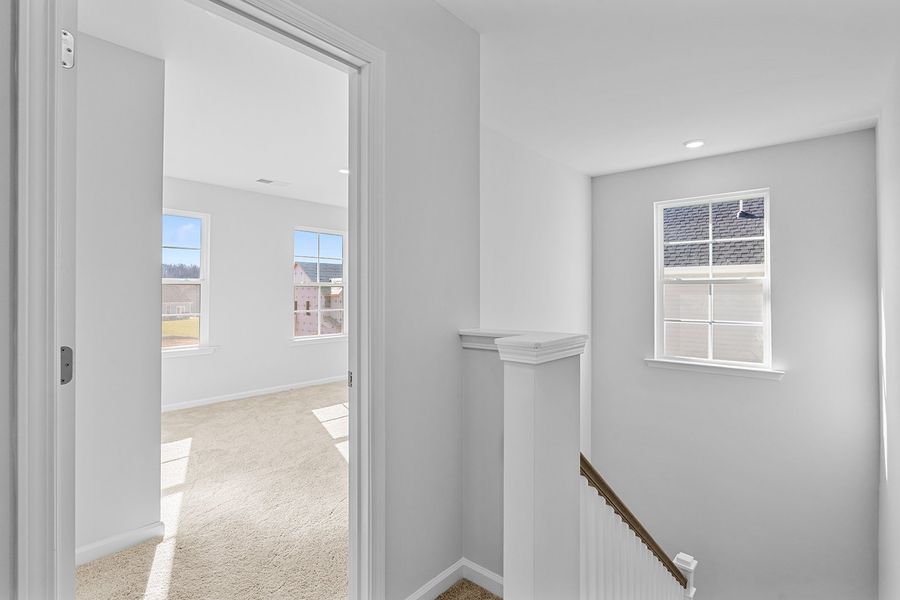 Spacious, unfurnished interior of a new home in Hanes Lake, Winston-Salem (Image 30).