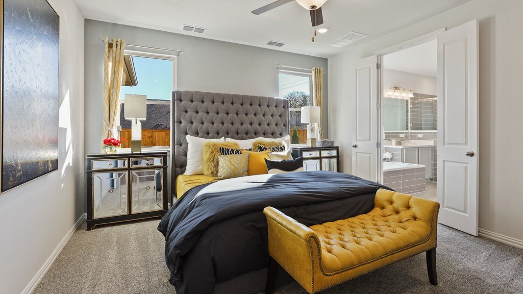 Representative furnished interior of a home built from the Hickory by DRB Homes in Brookewater, Rosenberg (Image 8).