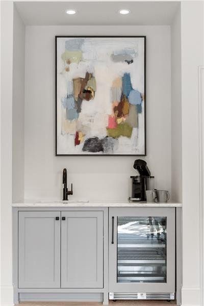 Furnished interior view inside a new home in Manor Estates, Alpharetta (Image 44).