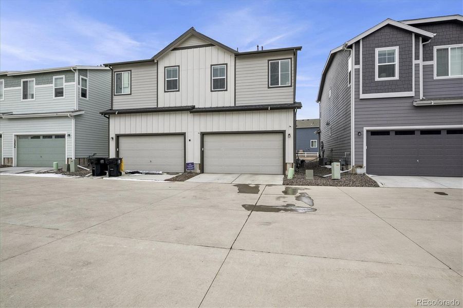 Front exterior of a new home in , Parker, CO, highlighting curb appeal (Image 2). Front exterior of a new home in , Parker, CO, highlighting curb appeal (Image 2).