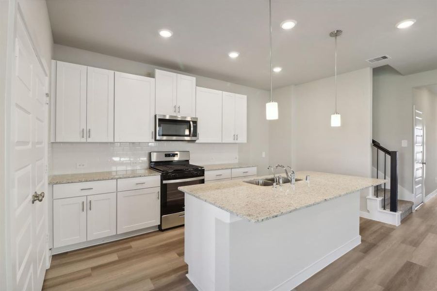 Photo is not of the actual home but is an inspirational photo of builder’s model home and may depict options, furnishings, and/or decorator features that are not included. Photo is not of the actual home but is an inspirational photo of builder’s model home and may depict options, furnishings, and/or decorator features that are not included.