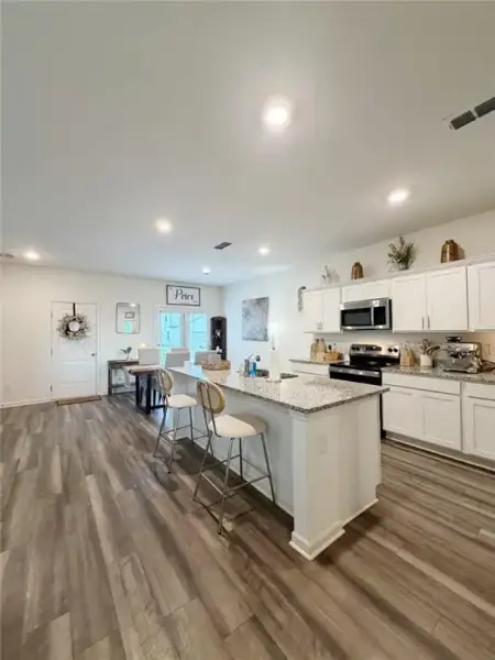 Furnished interior view inside a new home in Casteel, Bethlehem (Image 14).