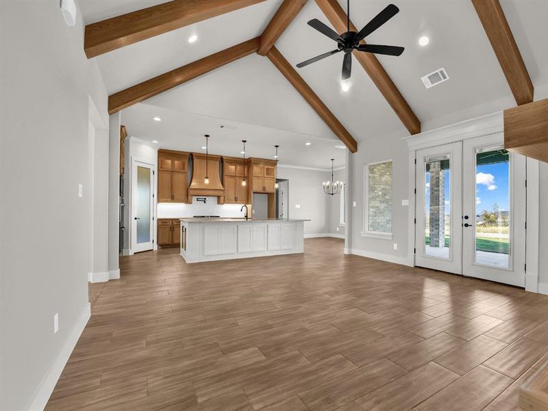 Spacious, unfurnished interior of a new home in , Weatherford (Image 33).