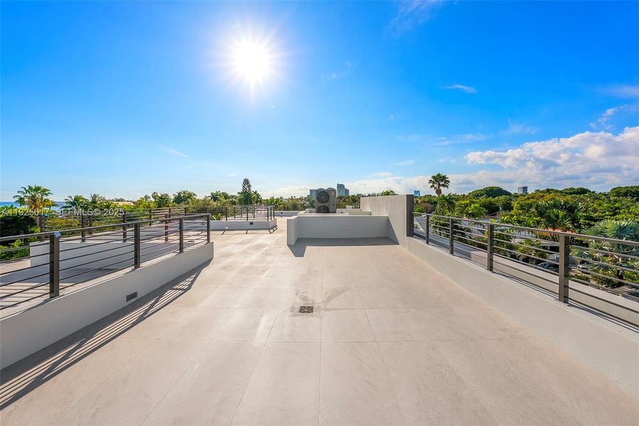 Image 19 of a home in . Image 19 of a home in .