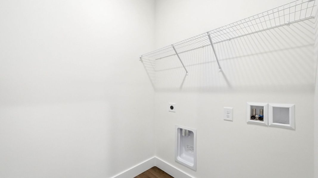 Spacious, unfurnished interior of a new home in Fieldcrest Acres, Blountville (Image 19).