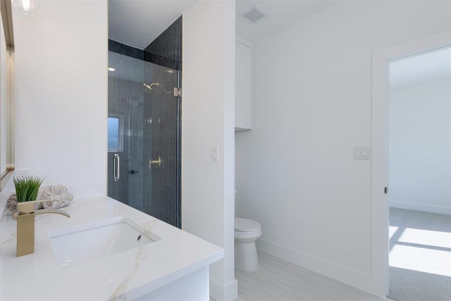 Furnished interior view inside a new home in , McKinney (Image 13).