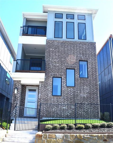 Image 31 of a home in .