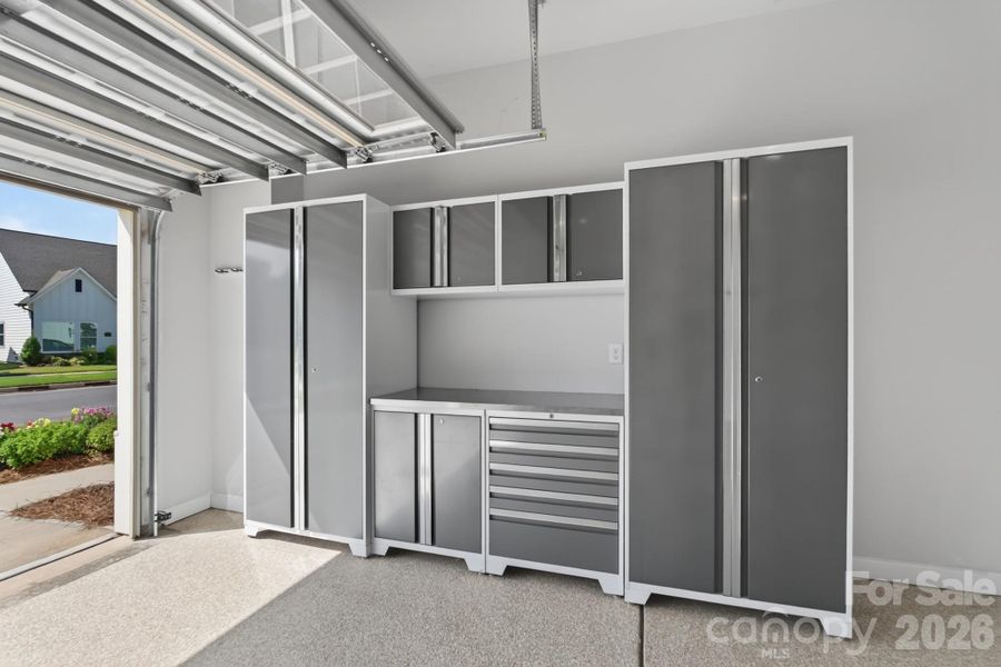Garage Workspace