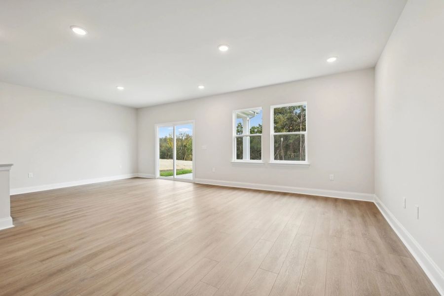 Spacious, unfurnished interior of a new home in Ascent at Arbor Ridge, La Vergne (Image 24).