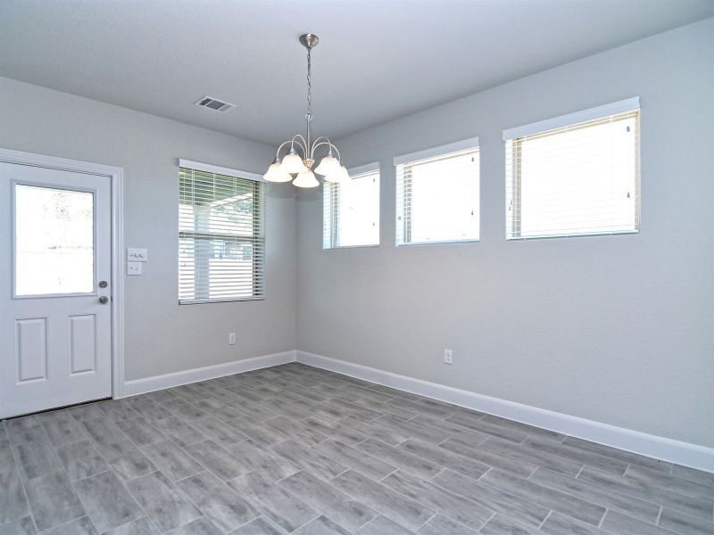 The Clairmont - Dining