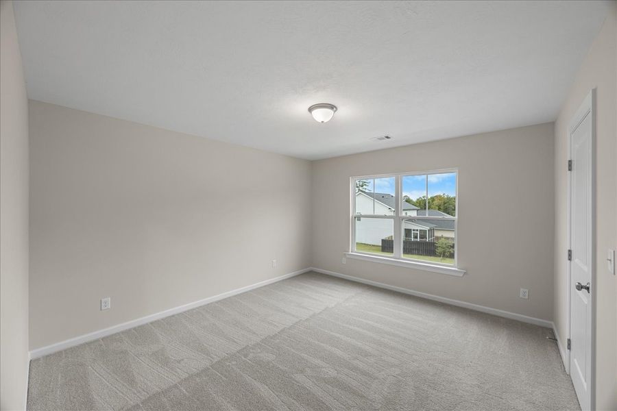 Spacious, unfurnished interior of a new home in Windsor, North Augusta (Image 27).