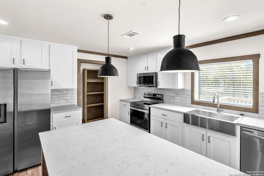 Furnished interior view inside a new home in , La Vernia (Image 9). Furnished interior view inside a new home in , La Vernia (Image 9).