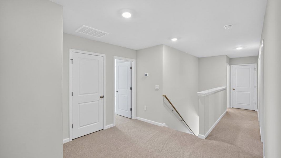 Spacious, unfurnished interior of a new home in Olive Branch, Clayton (Image 16).