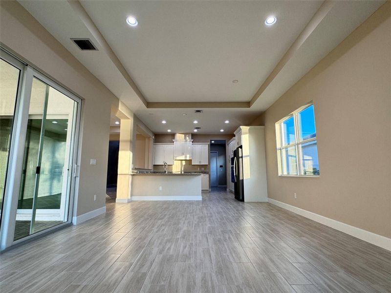 Spacious, unfurnished interior of a new home in Westlake, Loxahatchee (Image 37).