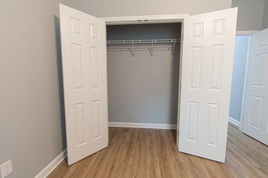 Spacious, unfurnished interior of a new home in , Jefferson (Image 21).