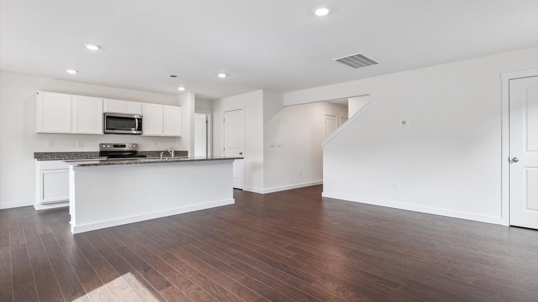 Spacious, unfurnished interior of a new home in Emory Creek, Harriman (Image 9). Spacious, unfurnished interior of a new home in Emory Creek, Harriman (Image 9).