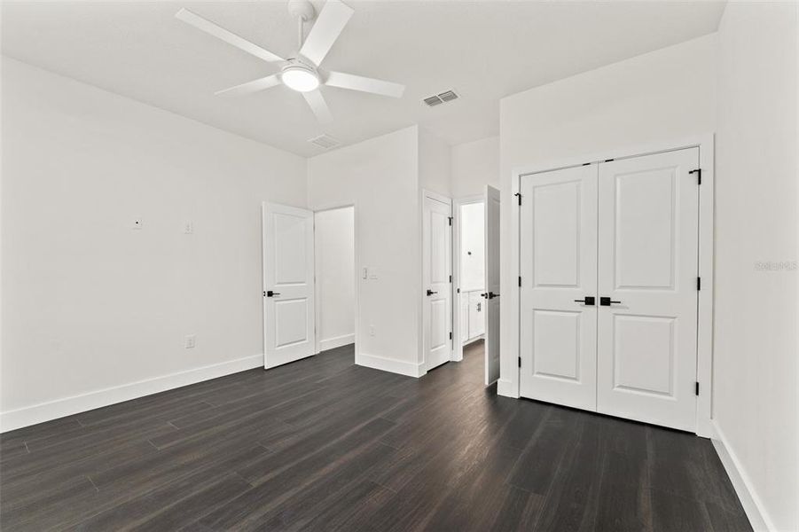 Spacious, unfurnished interior of a new home in , Weeki Wachee (Image 61). Spacious, unfurnished interior of a new home in , Weeki Wachee (Image 61).