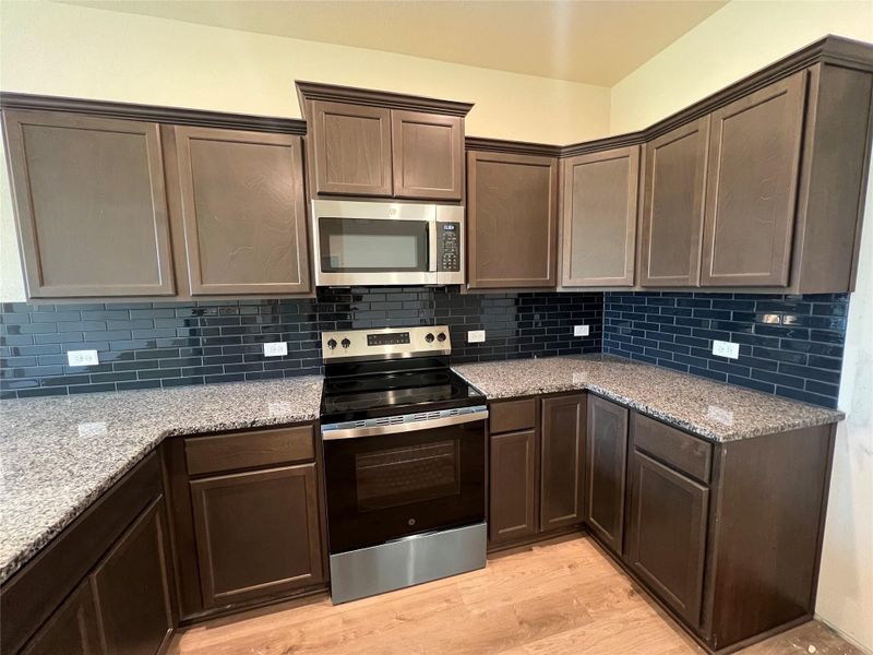 Furnished interior view inside a new home in Eastern Wells, Jarrell (Image 11). Furnished interior view inside a new home in Eastern Wells, Jarrell (Image 11).