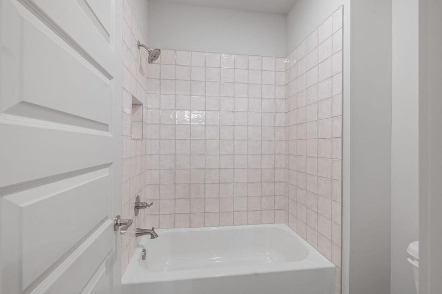 Close-up of interior finishes inside a home in Arden on Lanier, Cumming (Image 15).